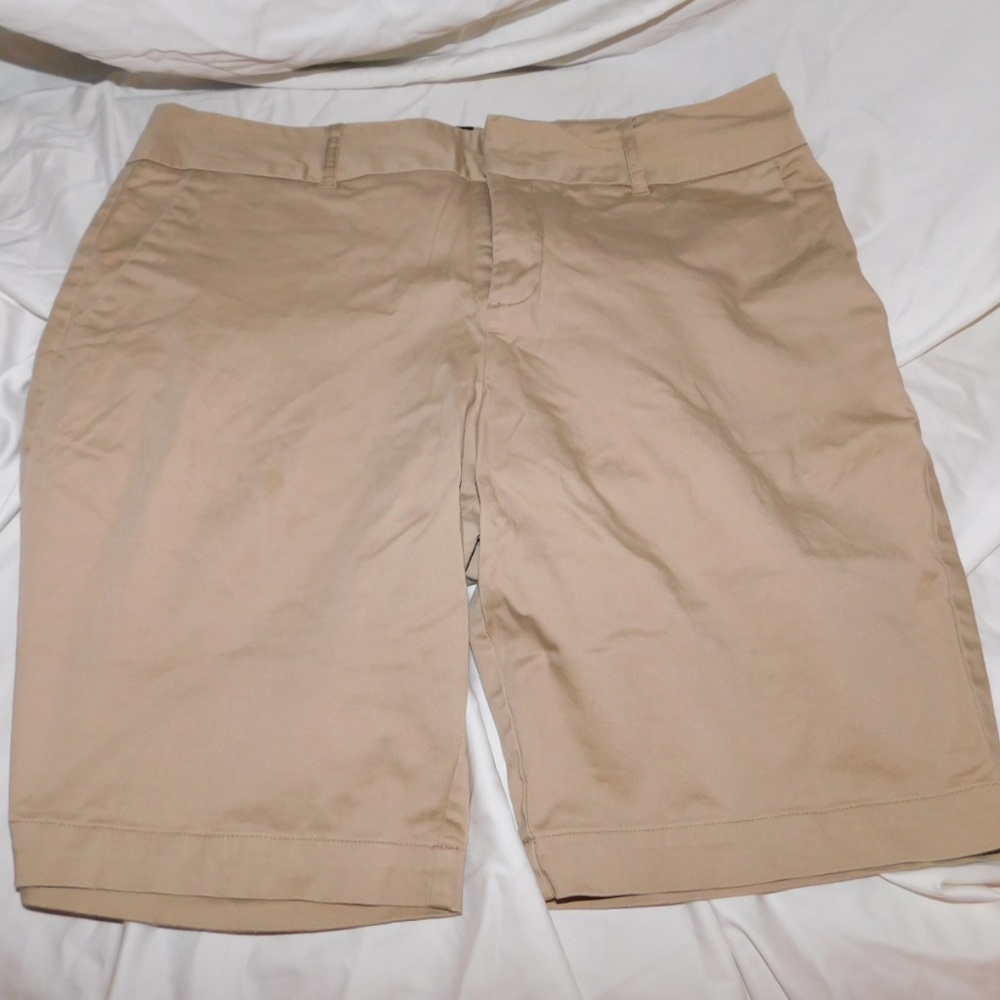 AKS Khaki Shorts Size 12